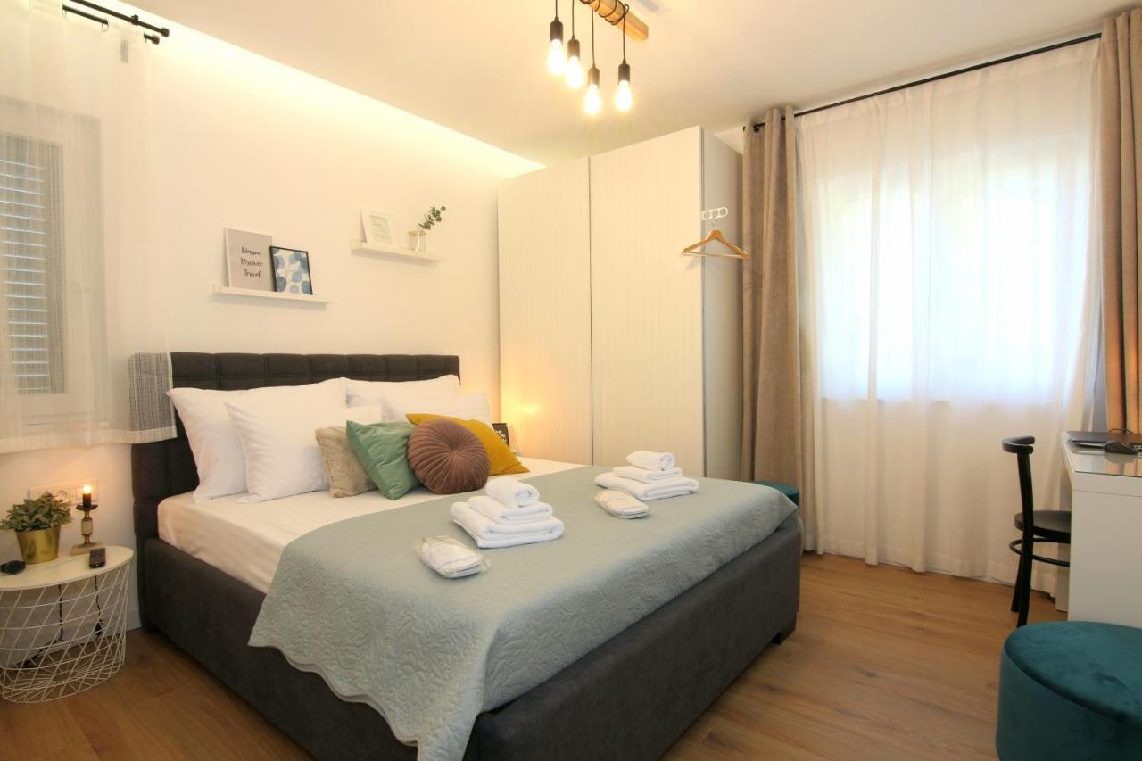 Apartments Tona Zaboric Exterior photo
